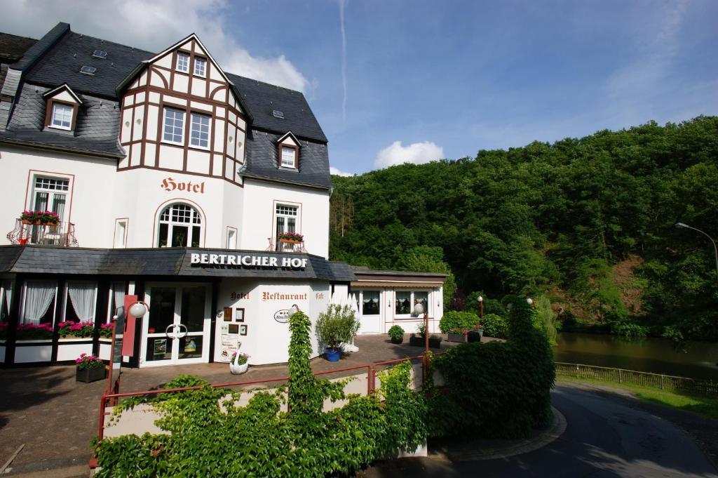 באד ברטריך Bertricher Hof Hotel Garni מראה חיצוני תמונה